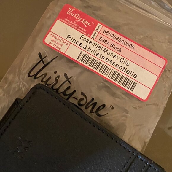 New Thirty-One Credit Wallets & ID Case Set - Picture 3 of 6